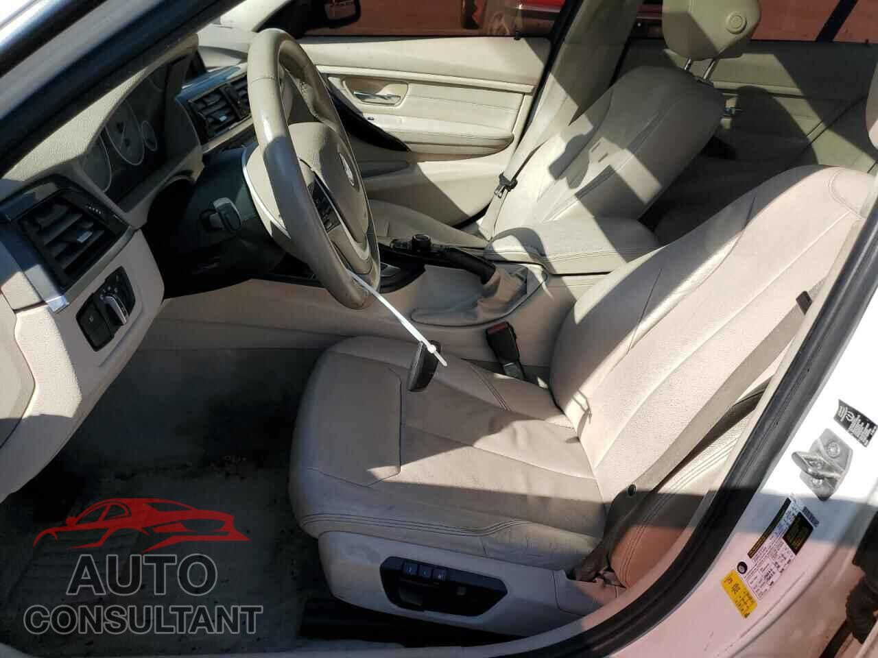 BMW 3 SERIES 2013 - WBA3A5C52DF356786