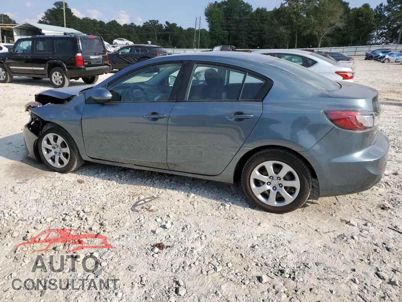MAZDA 3 2013 - JM1BL1U73D1798667