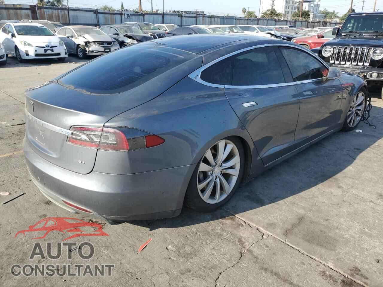 TESLA MODEL S 2014 - 5YJSA1H15EFP37700