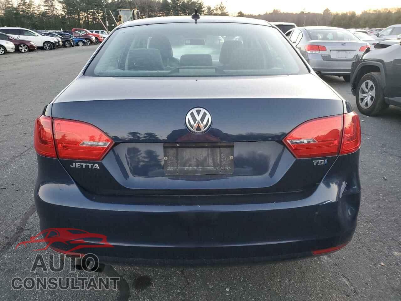 VOLKSWAGEN JETTA 2013 - 3VWLL7AJ9DM385272