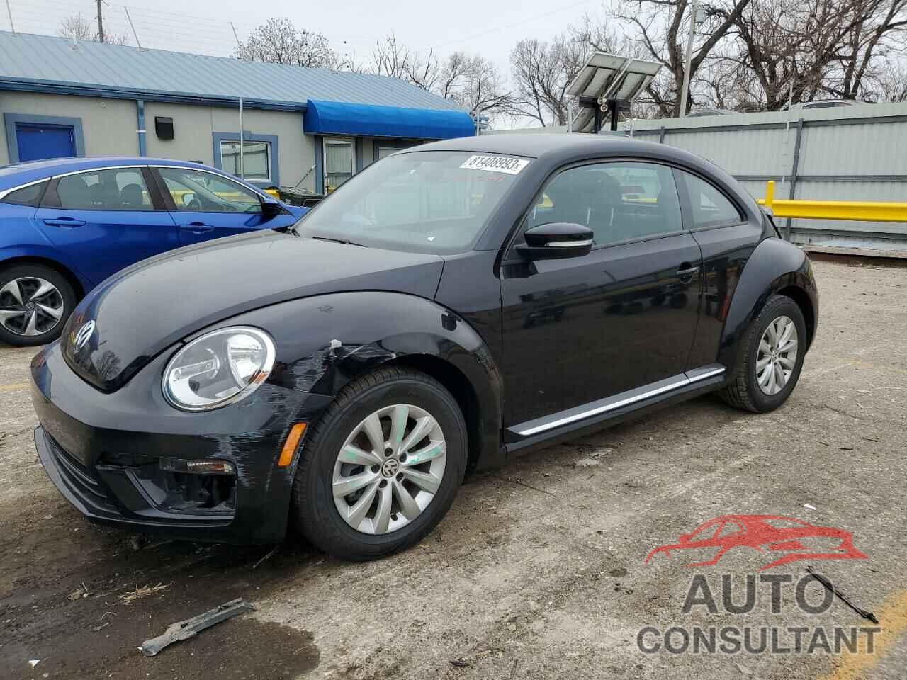 VOLKSWAGEN BEETLE 2019 - 3VWFD7AT2KM712622