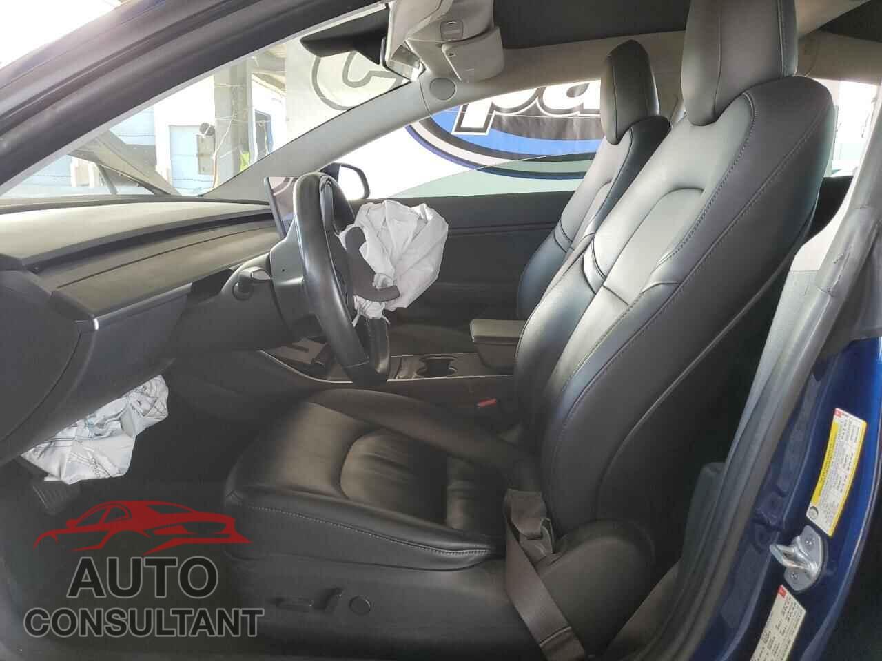 TESLA MODEL 3 2017 - 5YJ3E1EA7HF001052