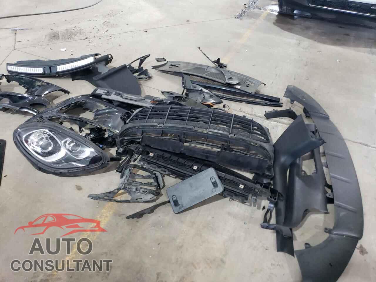 PORSCHE MACAN 2017 - WP1AA2A53HLB07124