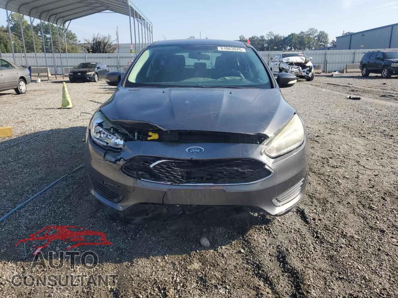 FORD FOCUS 2017 - 1FADP3K20HL279009