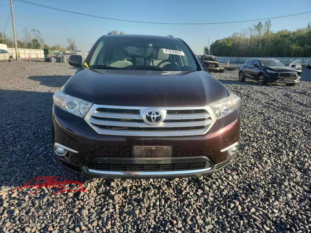 TOYOTA HIGHLANDER 2011 - 5TDBK3EH7BS065639
