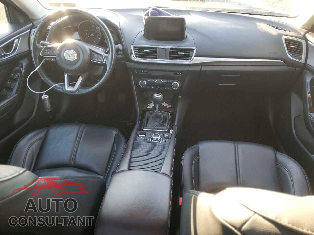 MAZDA 3 2017 - 3MZBN1V70HM117279