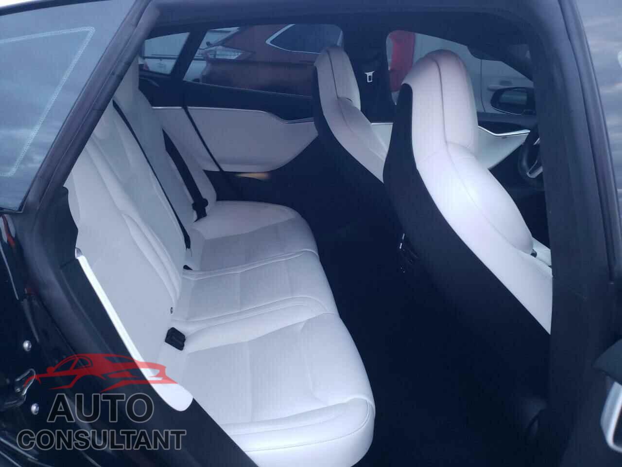 TESLA MODEL S 2017 - 5YJSA1E22HF231047