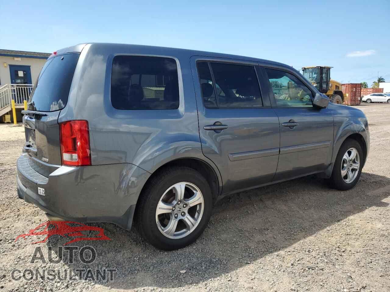 HONDA PILOT 2013 - 5FNYF4H50DB060084