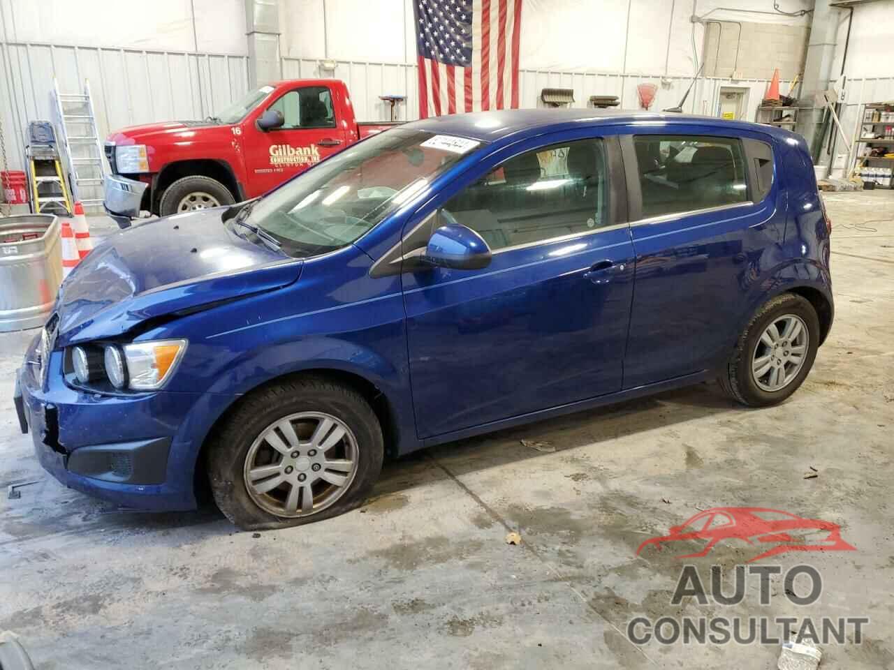 CHEVROLET SONIC 2013 - 1G1JC6SB4D4255951