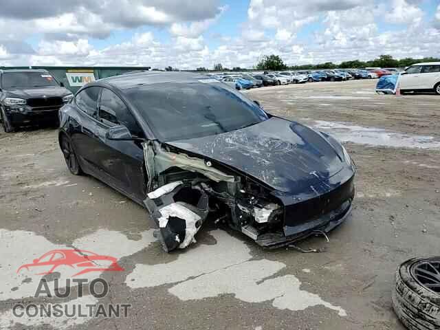 TESLA MODEL 3 2024 - 5YJ3E1EA7RF868372