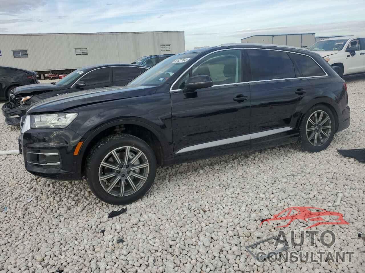 AUDI Q7 2019 - WA1LAAF78KD038134