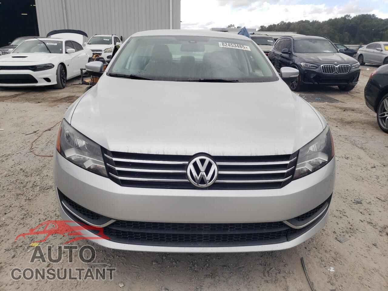 VOLKSWAGEN PASSAT 2015 - 1VWBS7A34FC021619