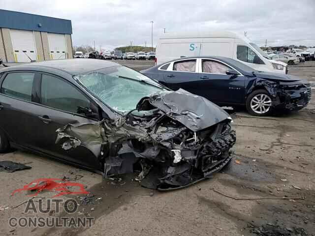FORD FOCUS 2016 - 1FADP3F22GL365964