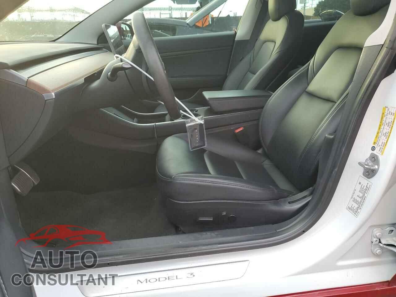 TESLA MODEL 3 2020 - 5YJ3E1EA5LF804435