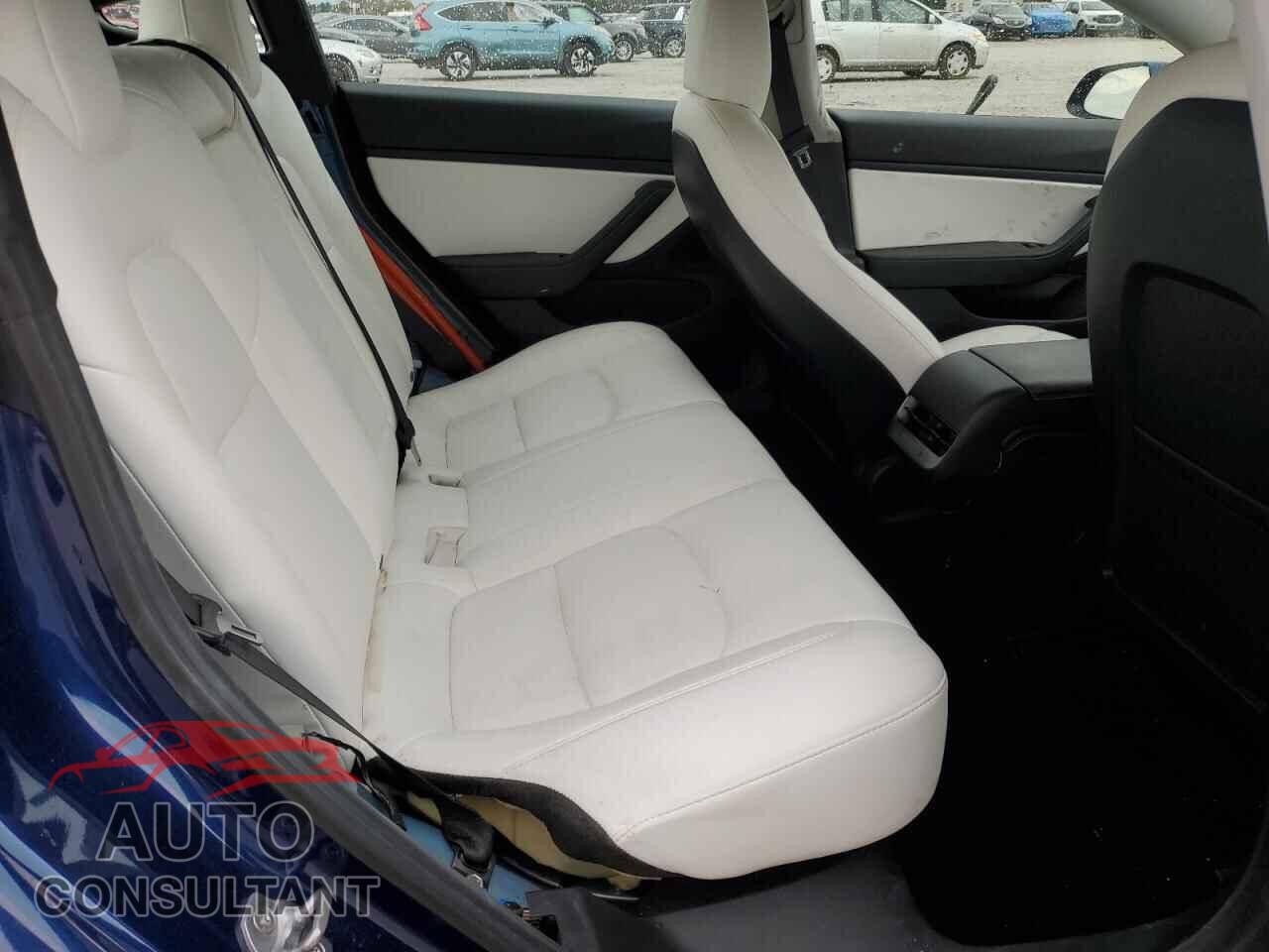 TESLA MODEL 3 2021 - 5YJ3E1EA2MF920614