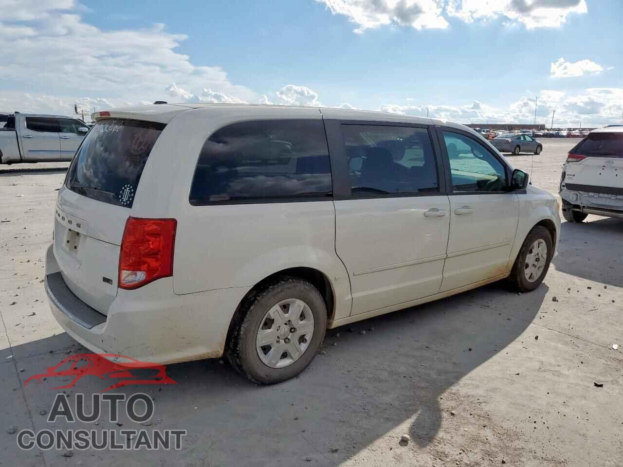 DODGE CARAVAN 2011 - 2D4RN4DG8BR692835