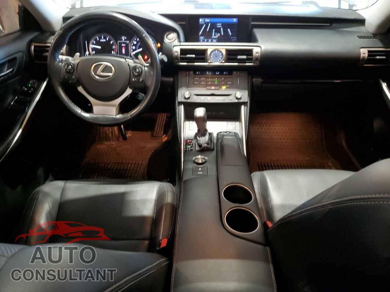 LEXUS IS 2015 - JTHCF1D2XF5017394