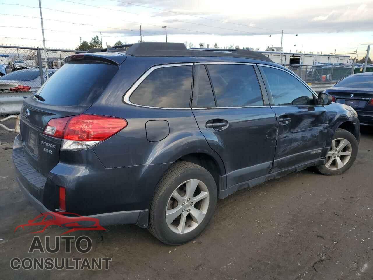 SUBARU OUTBACK 2013 - 4S4BRDJC8D2225979
