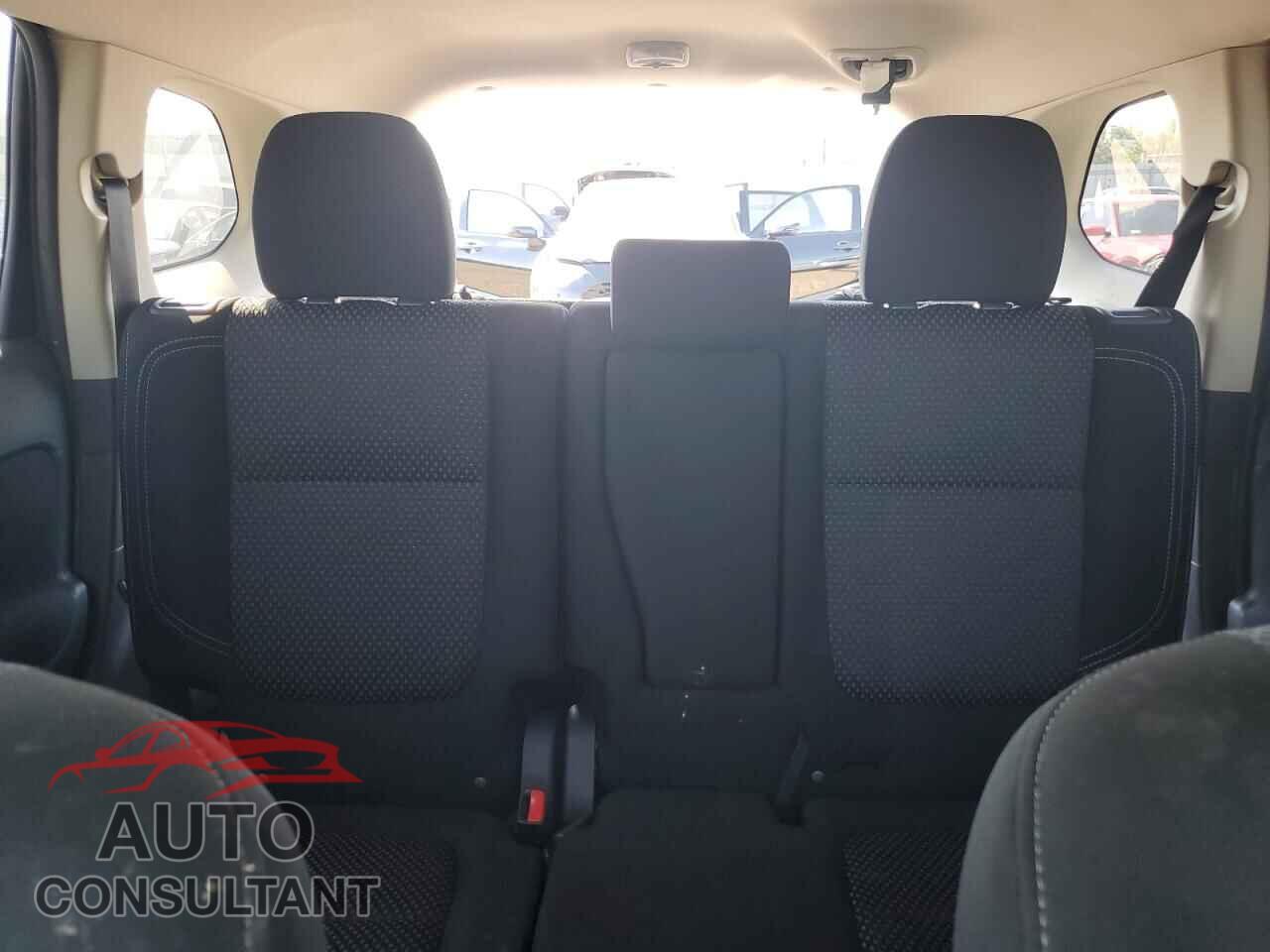 MITSUBISHI OUTLANDER 2019 - JA4AD2A32KZ007764