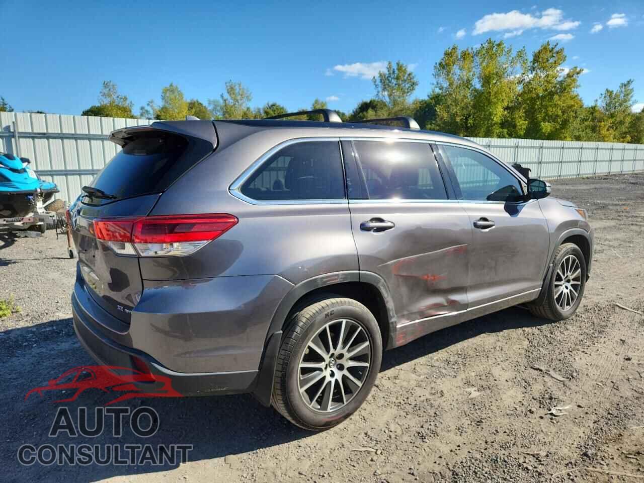 TOYOTA HIGHLANDER 2018 - 5TDJZRFH7JS497980
