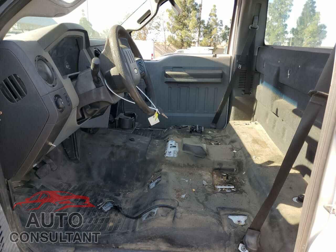 FORD F250 2014 - 1FTBF2B60EEB34649