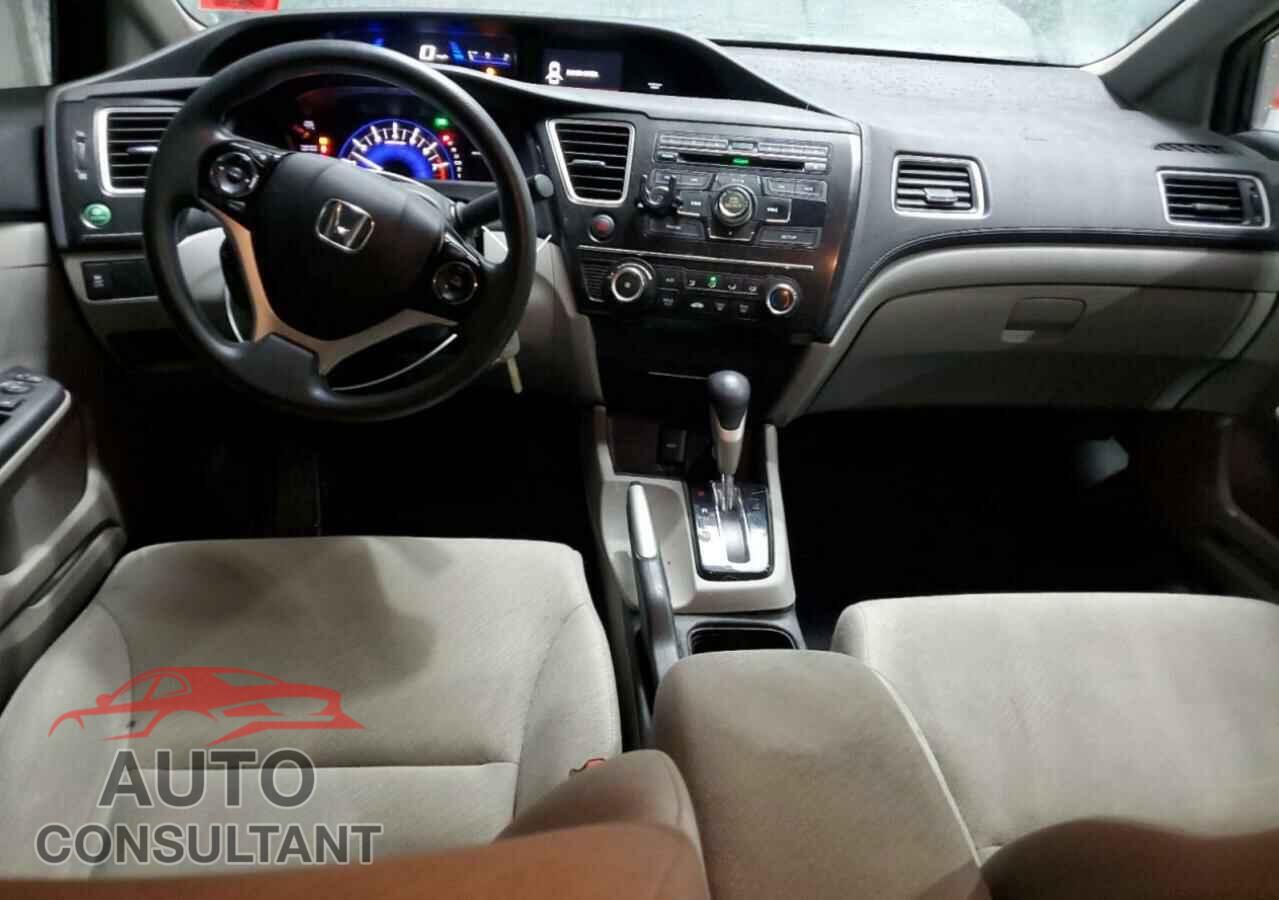 HONDA CIVIC 2013 - 2HGFB2F58DH300908