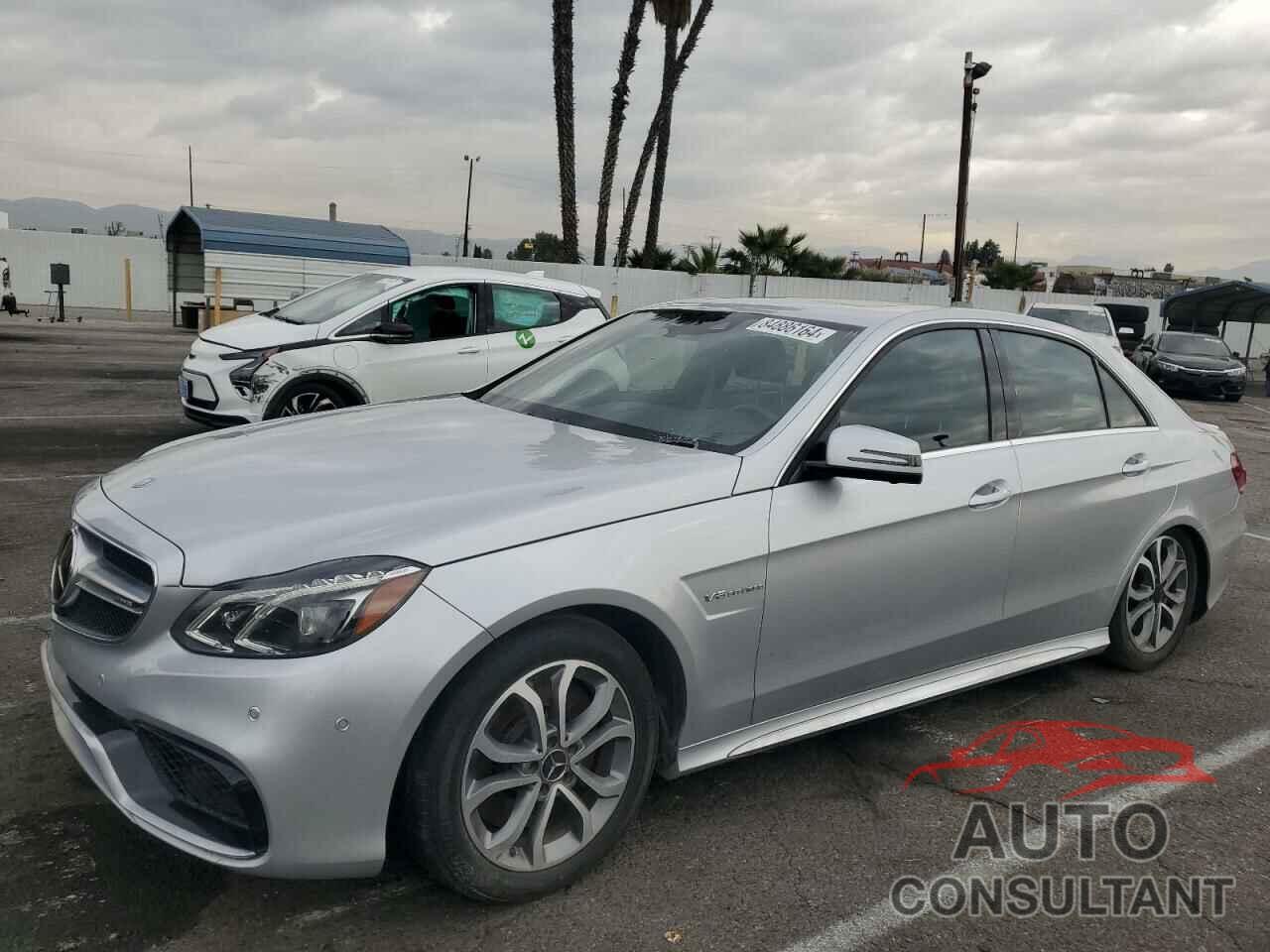 MERCEDES-BENZ E-CLASS 2015 - WDDHF7GB5FB092842