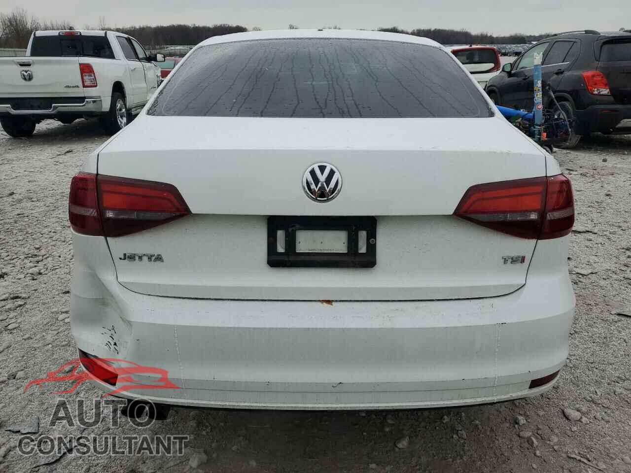 VOLKSWAGEN JETTA 2017 - 3VW2B7AJ1HM213919