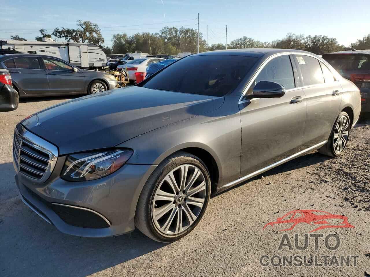 MERCEDES-BENZ E-CLASS 2019 - WDDZF4JB5KA680168