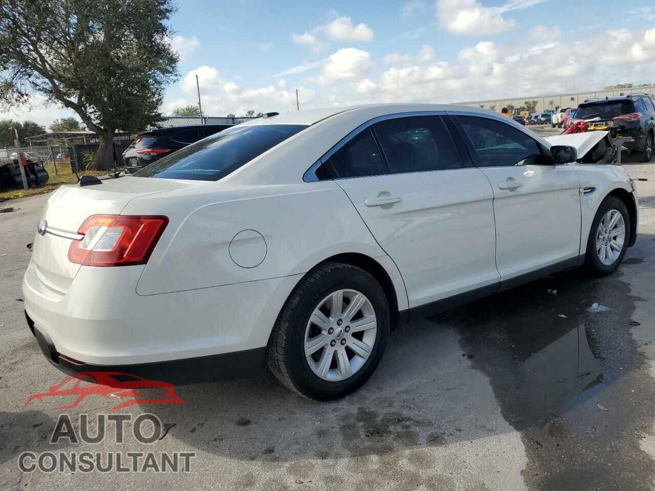 FORD TAURUS 2012 - 1FAHP2DW2CG122000