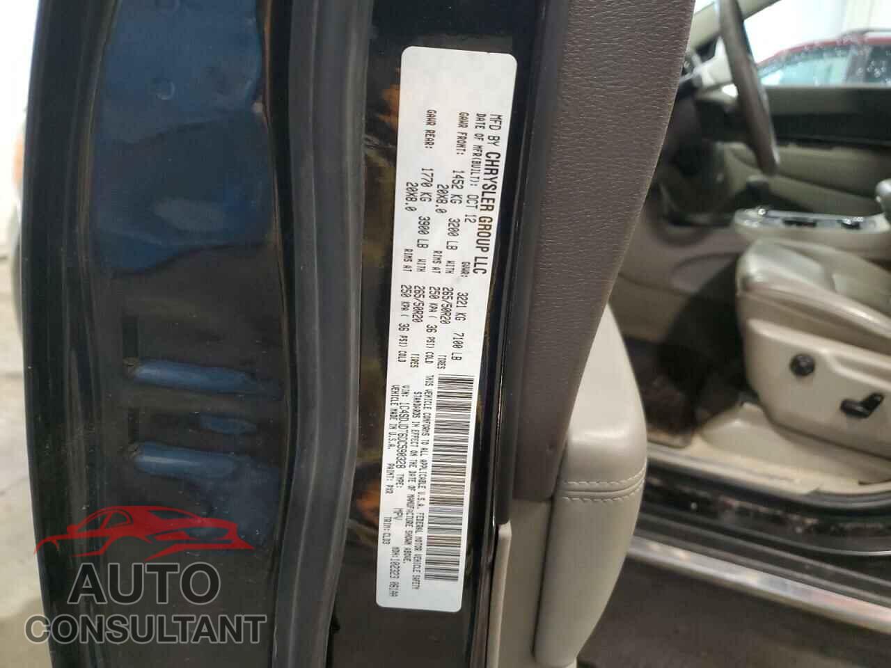 DODGE DURANGO 2013 - 1C4SDJDT6DC590328