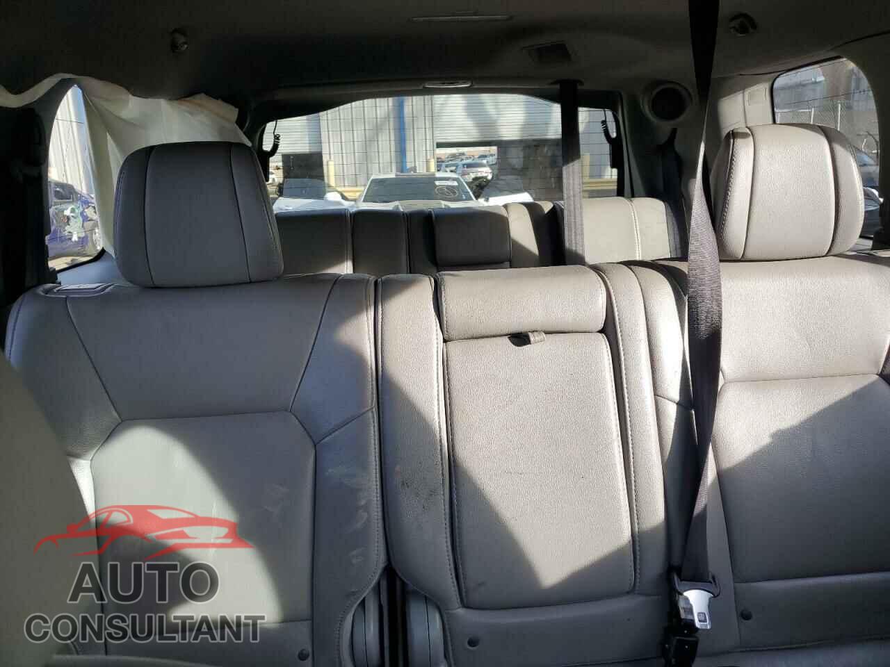 HONDA PILOT 2013 - 5FNYF4H92DB022875