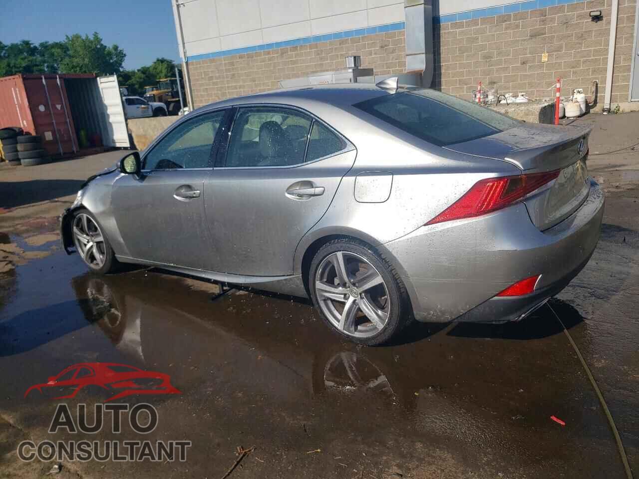 LEXUS IS 2019 - JTHC81D28K5038569