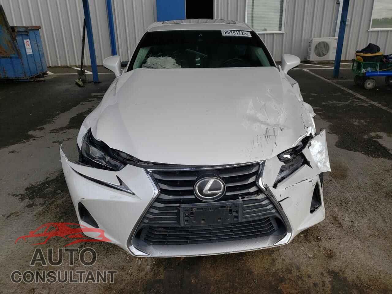LEXUS IS 2017 - JTHBA1D24H5052784