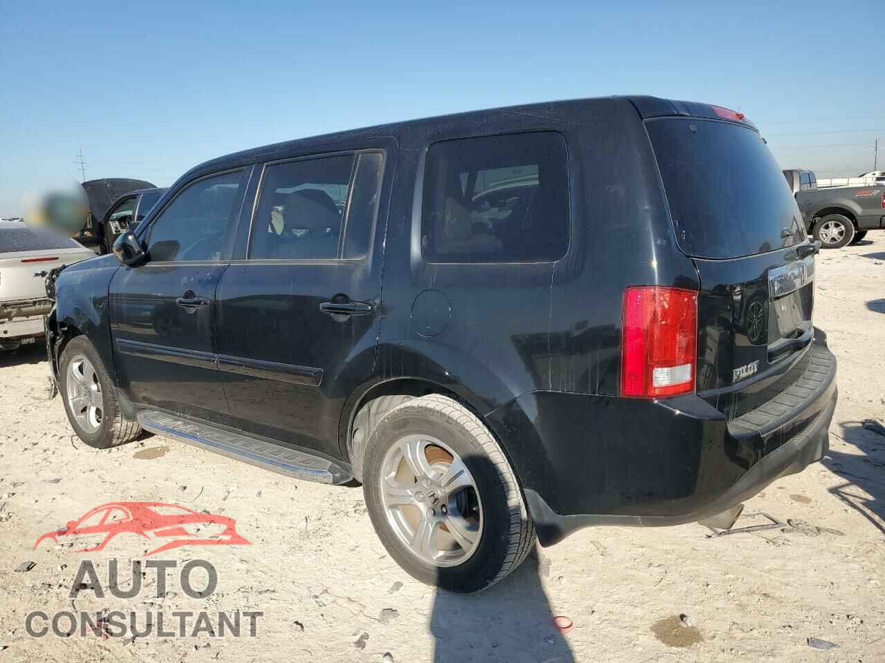 HONDA PILOT 2013 - 5FNYF3H51DB019876