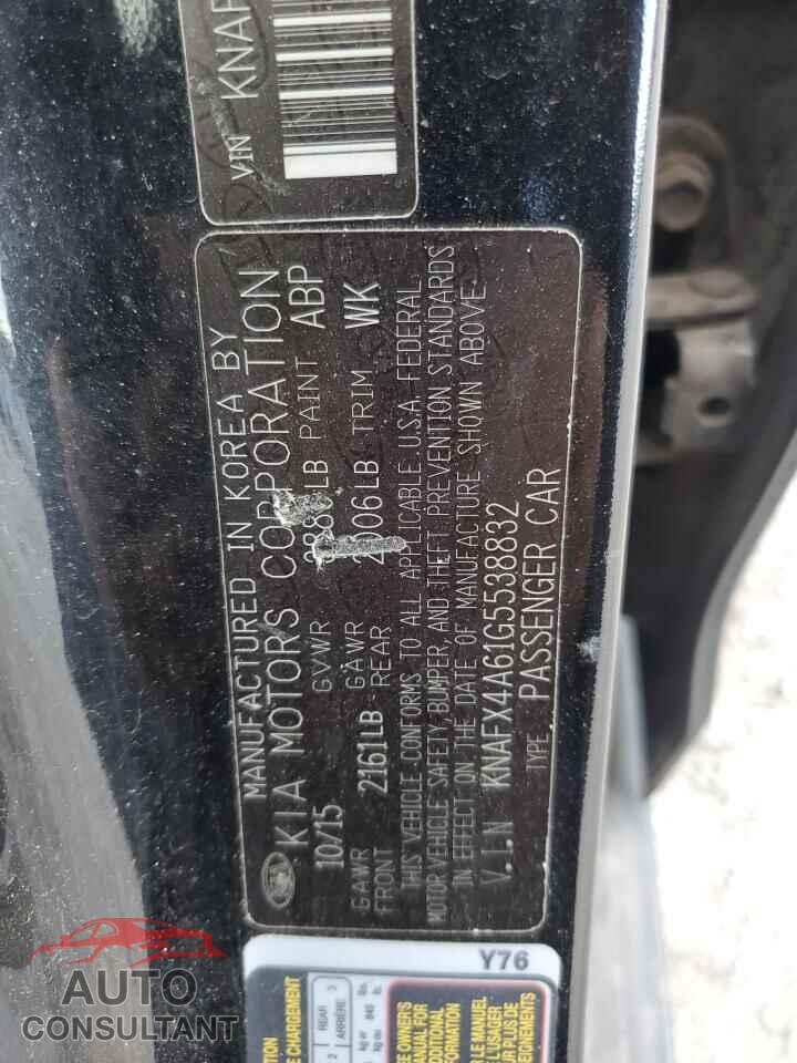 KIA FORTE 2016 - KNAFX4A61G5538832