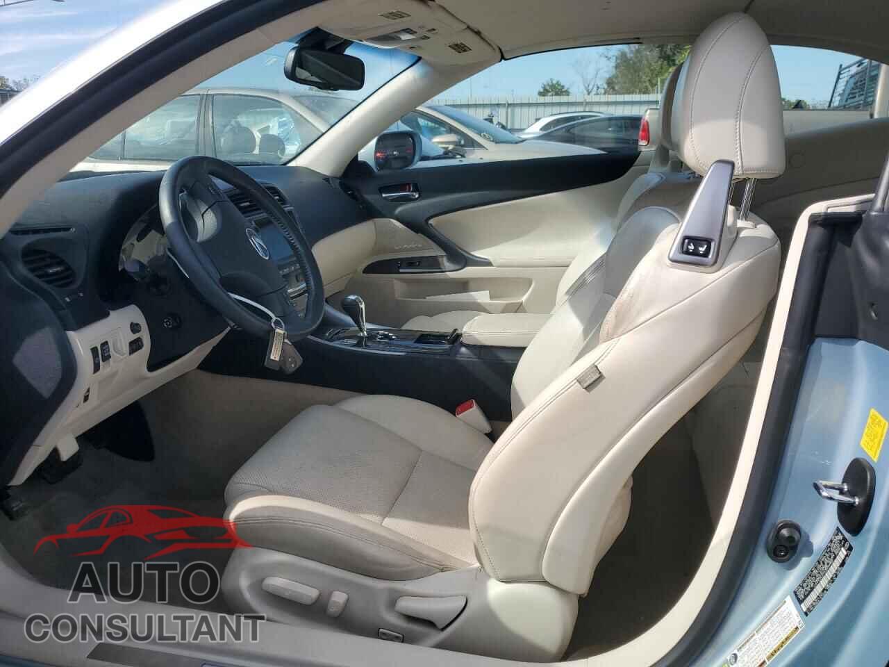 LEXUS IS 2010 - JTHFE2C2XA2504483