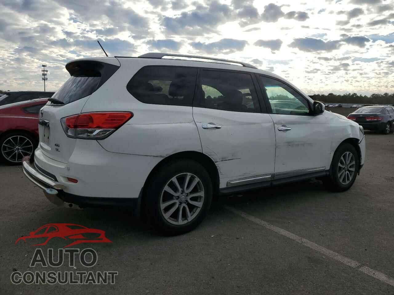 NISSAN PATHFINDER 2014 - 5N1AR2MM7EC647760