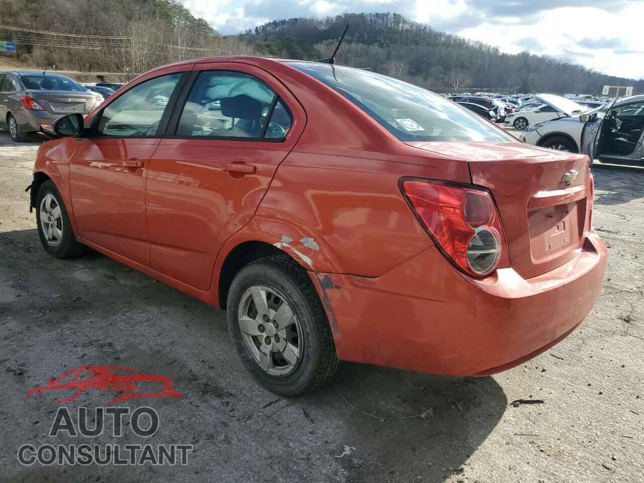 CHEVROLET SONIC 2013 - 1G1JA5SH3D4132887