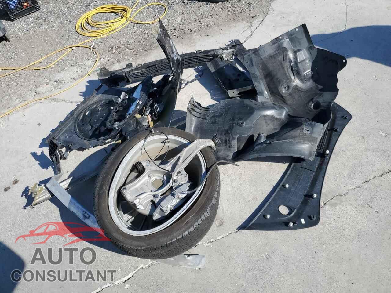 TESLA MODEL 3 2023 - 5YJ3E1EA0PF394696