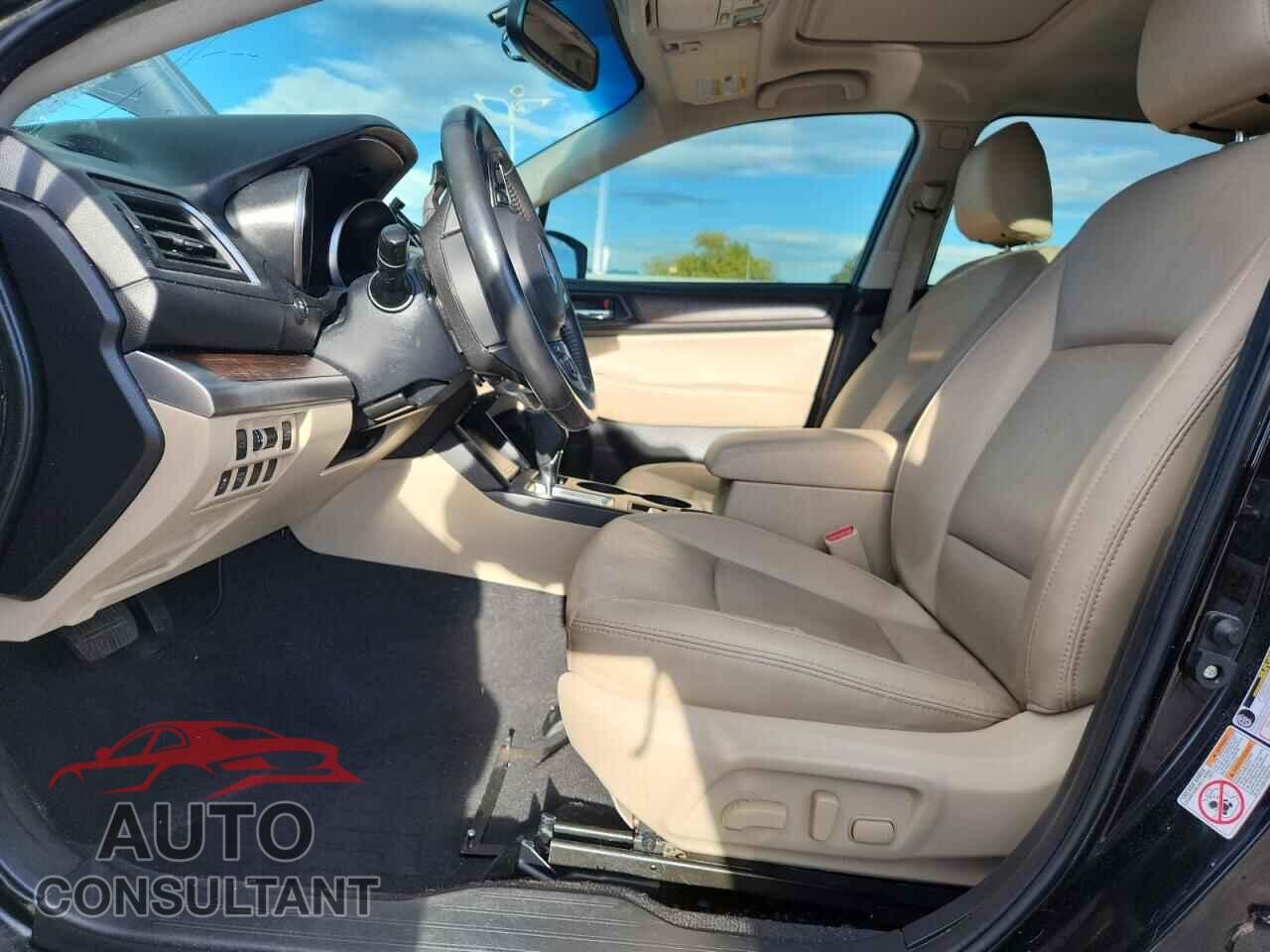 SUBARU OUTBACK 2017 - 4S4BSAKC6H3433554