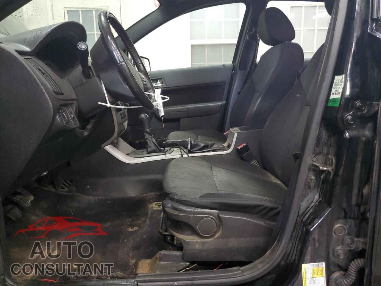FORD FOCUS 2010 - 1FAHP3FN2AW283203