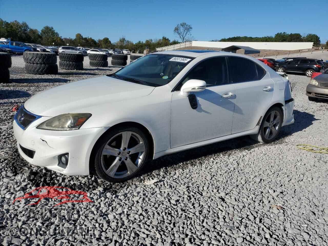 LEXUS IS 2011 - JTHBF5C20B5132942