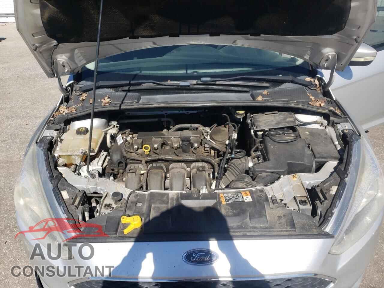 FORD FOCUS 2016 - 1FADP3F20GL204206