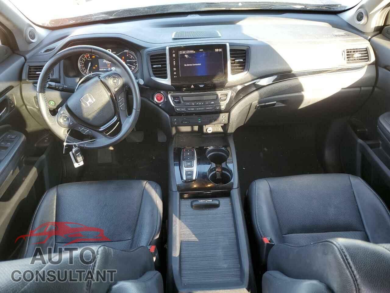 HONDA PILOT 2017 - 5FNYF6H00HB015099