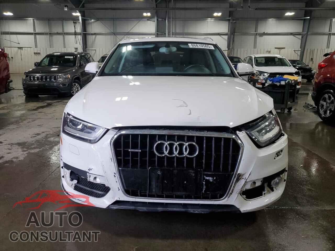 AUDI Q3 2015 - WA1EFCFS2FR001034