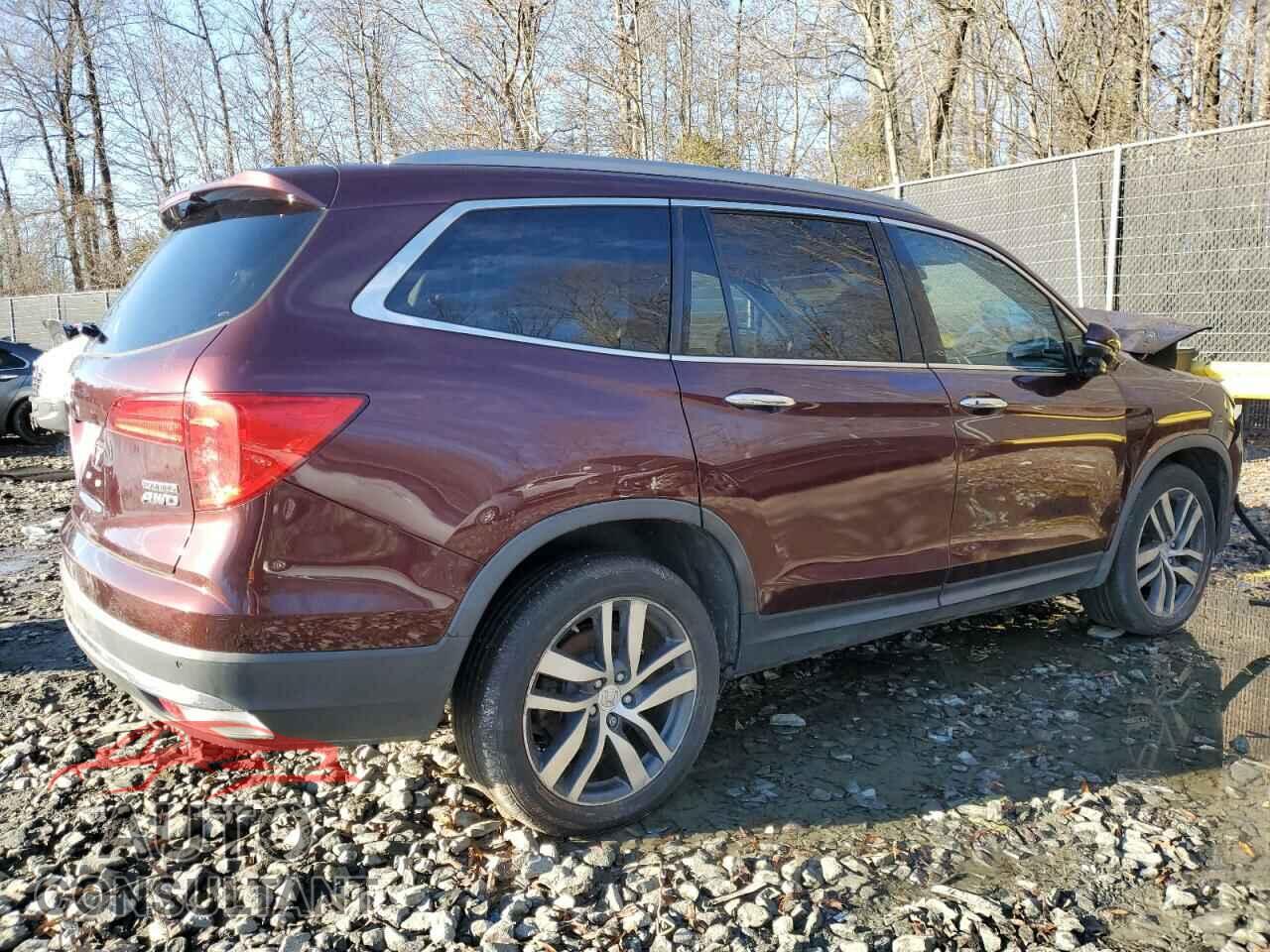 HONDA PILOT 2017 - 5FNYF6H91HB013909