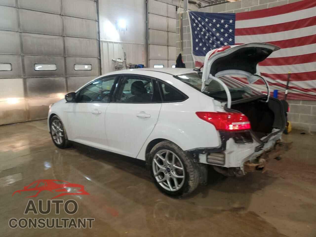 FORD FOCUS 2015 - 1FADP3F29FL254598