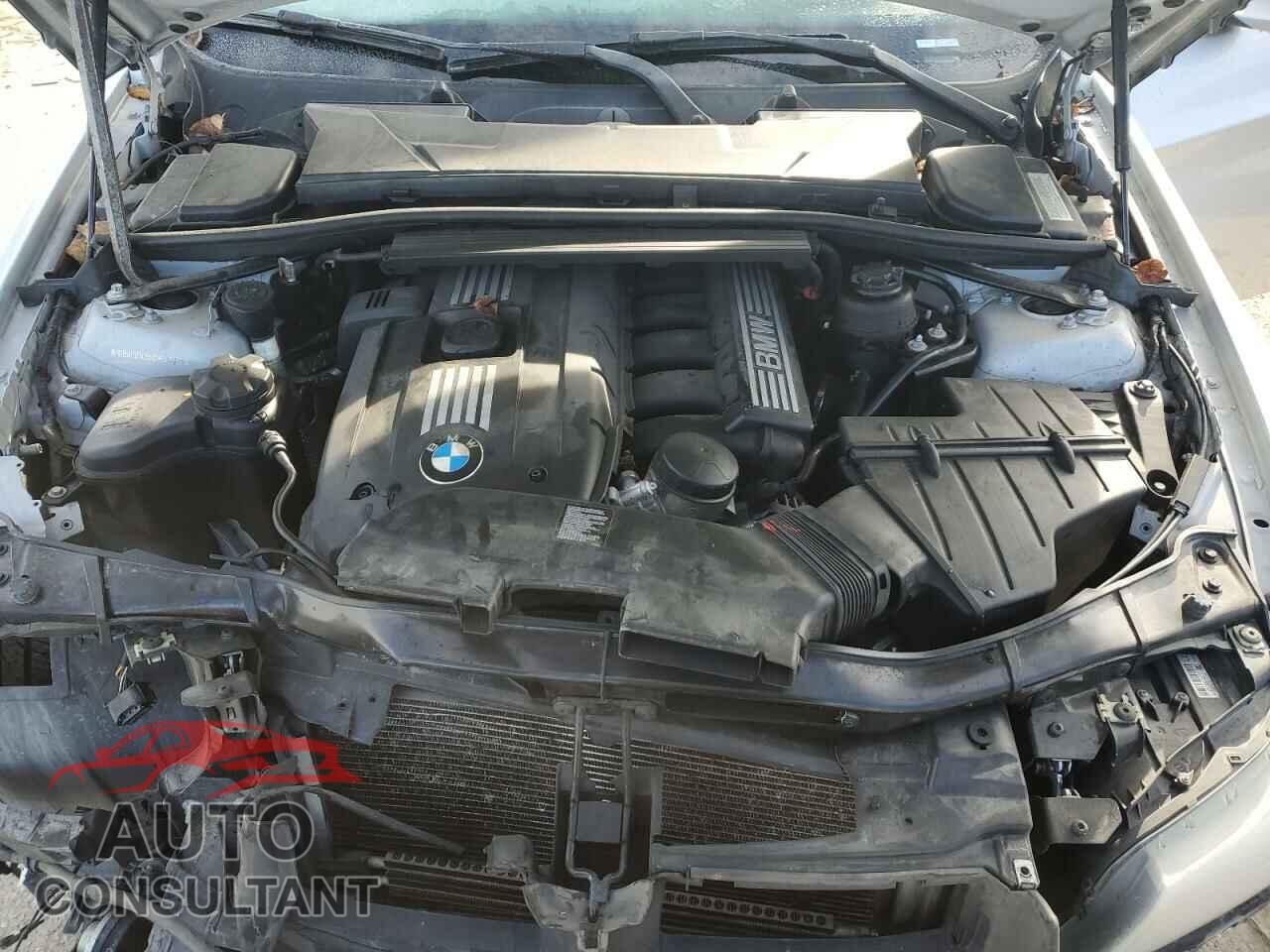 BMW 3 SERIES 2012 - WBAUU3C5XCA543169