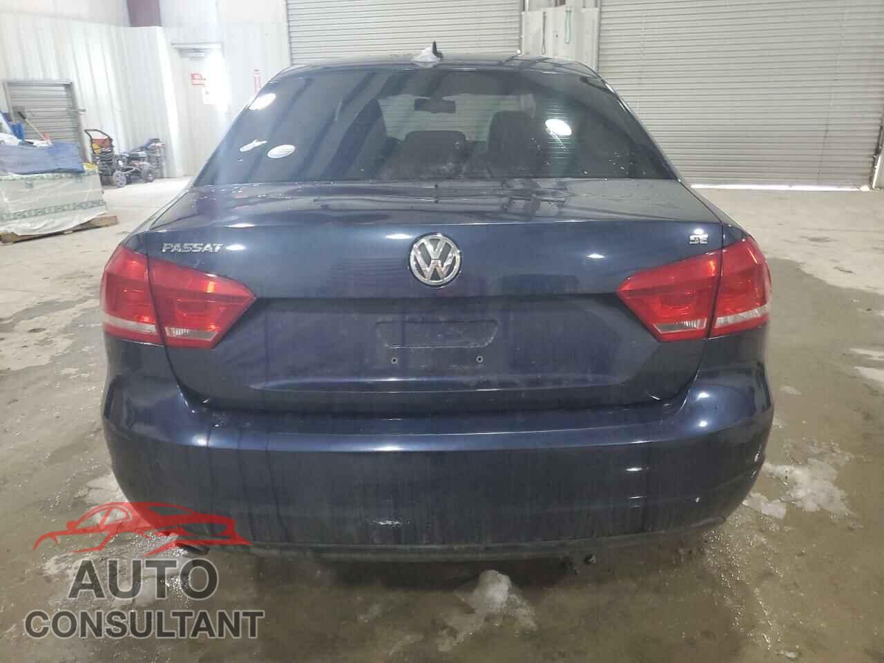 VOLKSWAGEN PASSAT 2013 - 1VWBP7A38DC123780